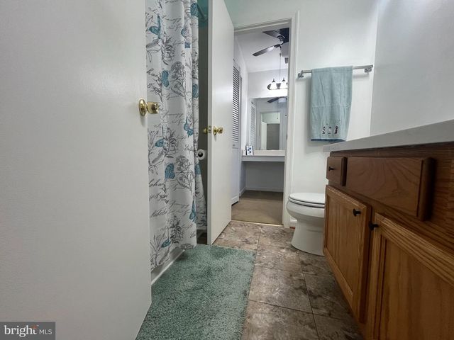 19 APPLEGRATH CT, Germantown, MD 20876