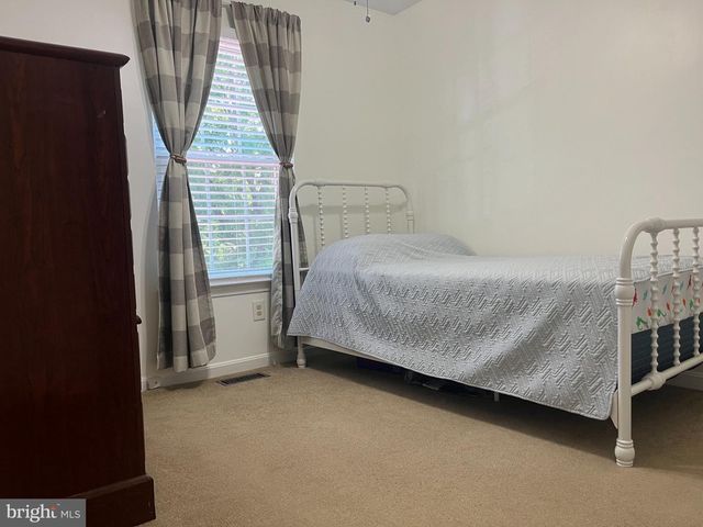 19 APPLEGRATH CT, Germantown, MD 20876