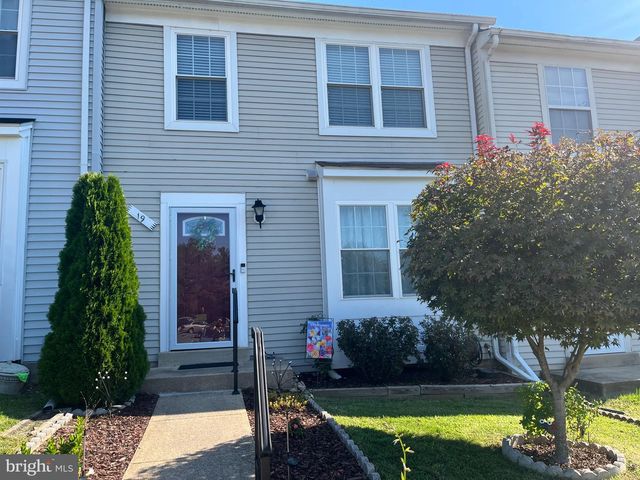 19 APPLEGRATH CT, Germantown, MD 20876