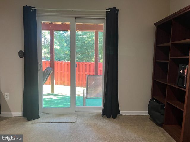 19 APPLEGRATH CT, Germantown, MD 20876
