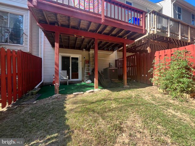 19 APPLEGRATH CT, Germantown, MD 20876