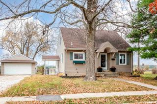 437 N BAUMAN Avenue, Morton, IL 61550