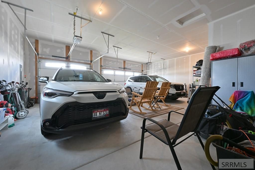 Image 44 of property listing at 4922 Torcello Drive, Ammon, ID 83406