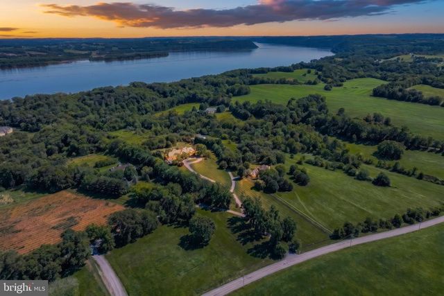 1270 KLINES RUN RD, Wrightsville, PA 17368