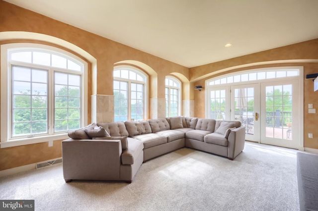 1270 KLINES RUN RD, Wrightsville, PA 17368