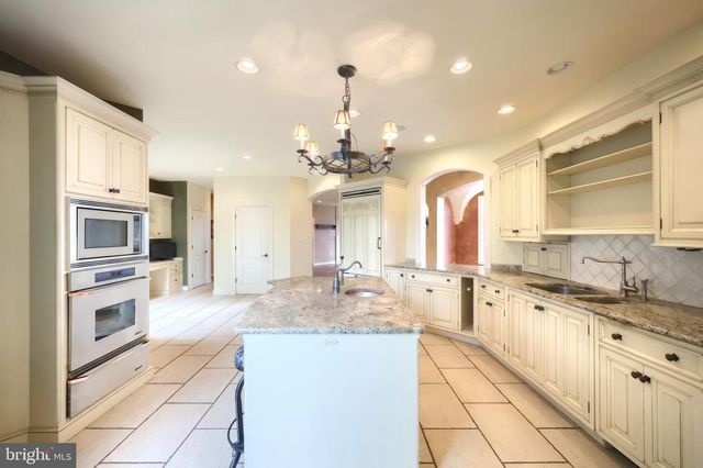 1270 KLINES RUN RD, Wrightsville, PA 17368