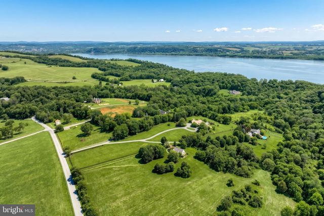 1270 KLINES RUN RD, Wrightsville, PA 17368
