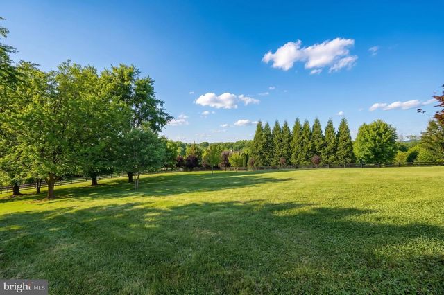 1270 KLINES RUN RD, Wrightsville, PA 17368