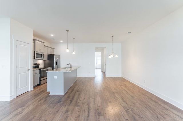 7085 Gracious Dr, Franklin, TN 37064