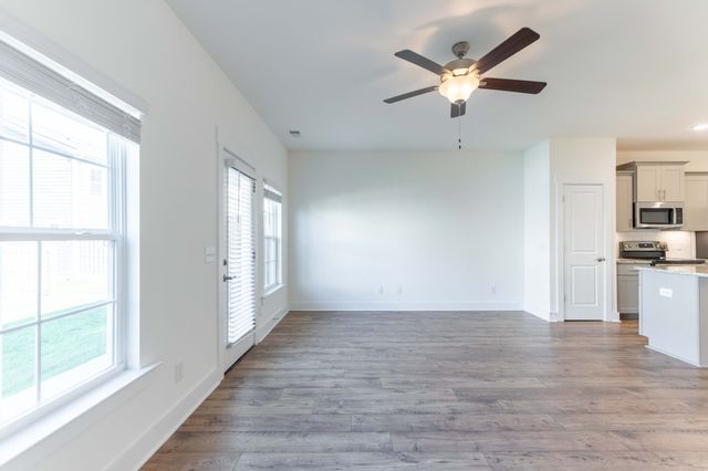 7085 Gracious Dr, Franklin, TN 37064