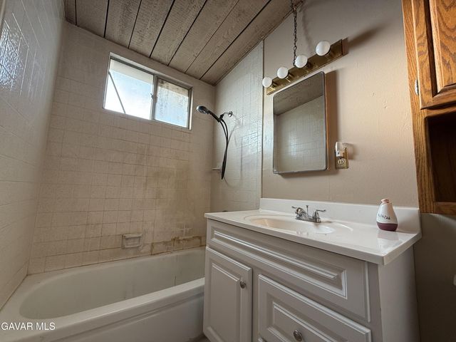 12401 El Mirage Street, Boron, CA 93516