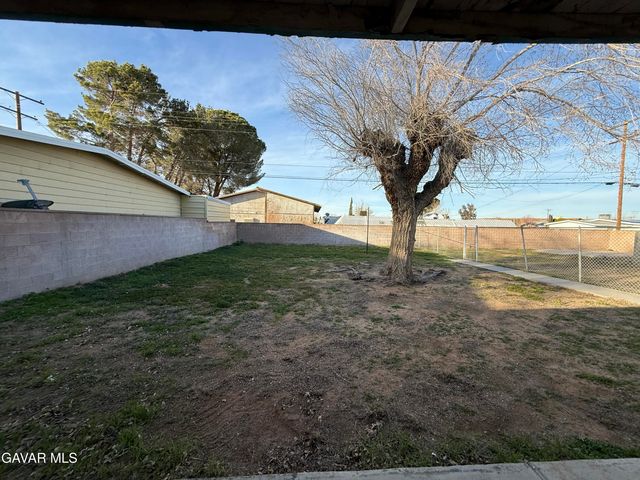 12401 El Mirage Street, Boron, CA 93516
