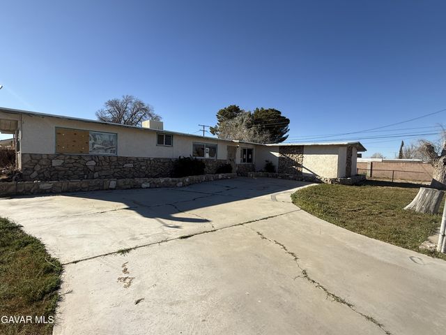 12401 El Mirage Street, Boron, CA 93516