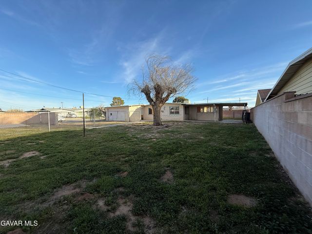12401 El Mirage Street, Boron, CA 93516