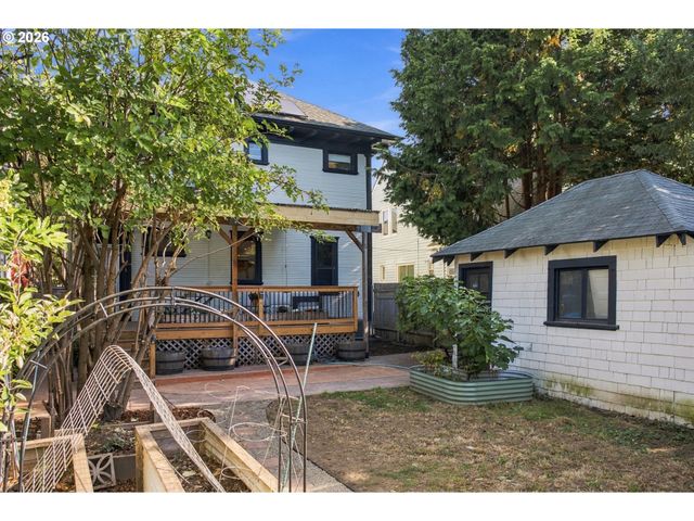 1523 Se 32ND Pl, Portland, OR 97214