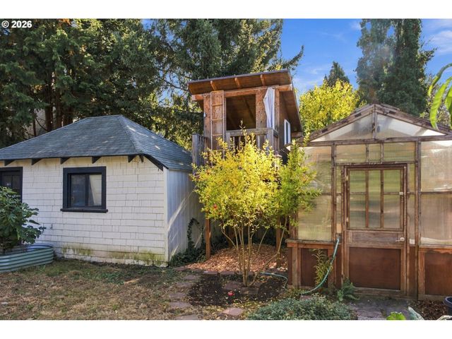 1523 Se 32ND Pl, Portland, OR 97214