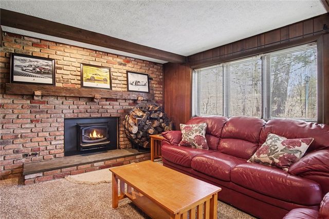 39 Hunters Run, Perinton, NY 14534