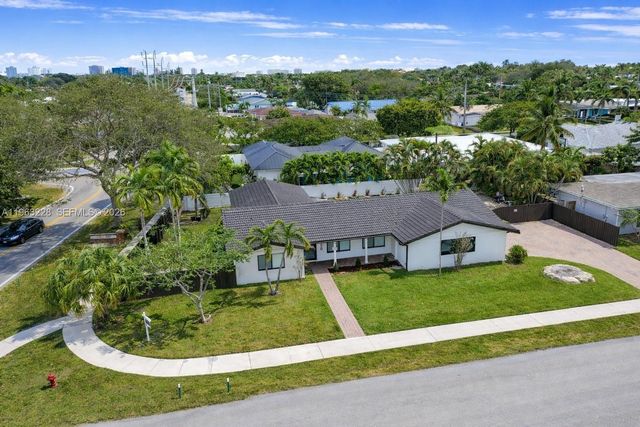 6020 NE 18th Terrace, Fort Lauderdale, FL 33308