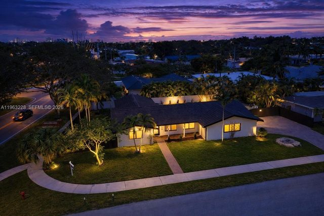 6020 NE 18th Terrace, Fort Lauderdale, FL 33308