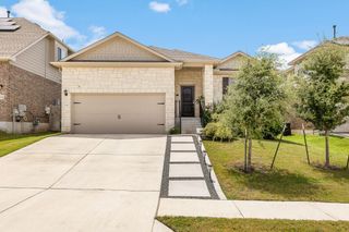 220 Castlefields ST, Hutto, TX 78634