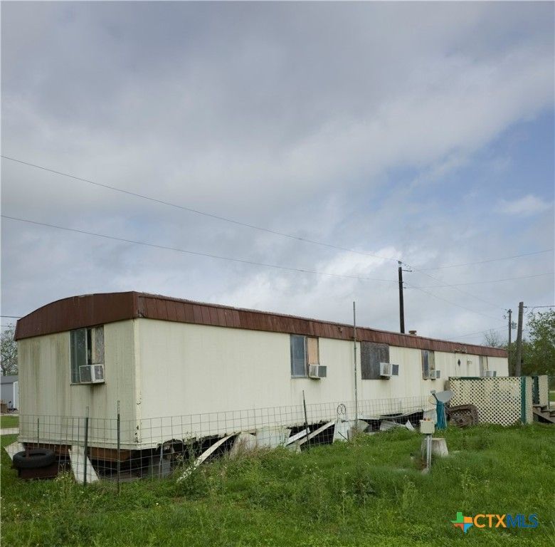Image 2 of property listing at 36 Old River Road N, Palacios, TX 77465