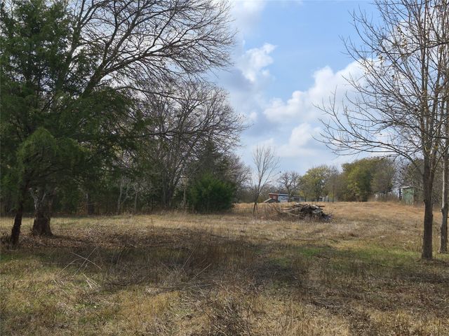 1386 Palmyra Road, Palmer, TX 75152