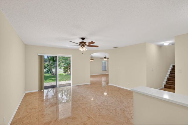 738 Perdido Heights Drive, West Palm Beach, FL 33413