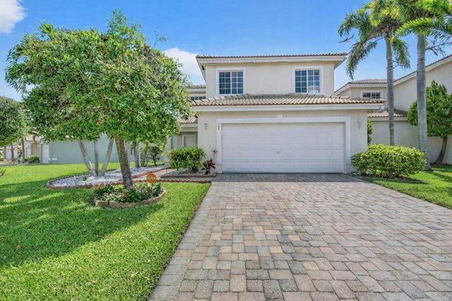 738 Perdido Heights Drive, West Palm Beach, FL 33413