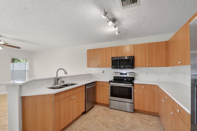 738 Perdido Heights Drive, West Palm Beach, FL 33413