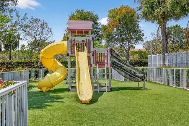 738 Perdido Heights Drive, West Palm Beach, FL 33413