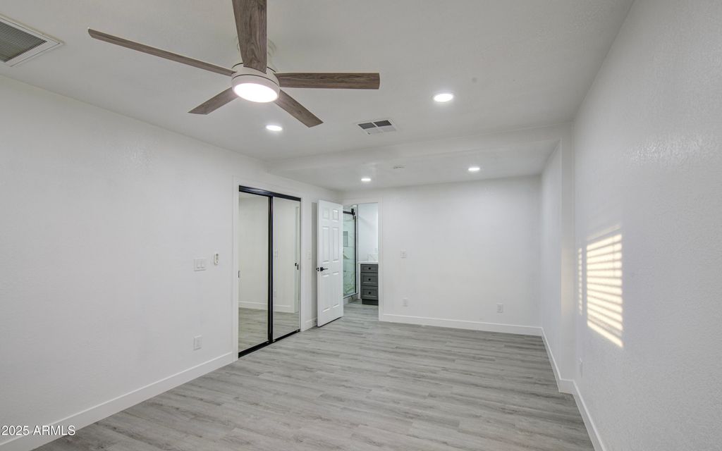 Image 18 of property listing at 314 W Monterosa Street, Phoenix, AZ 85013