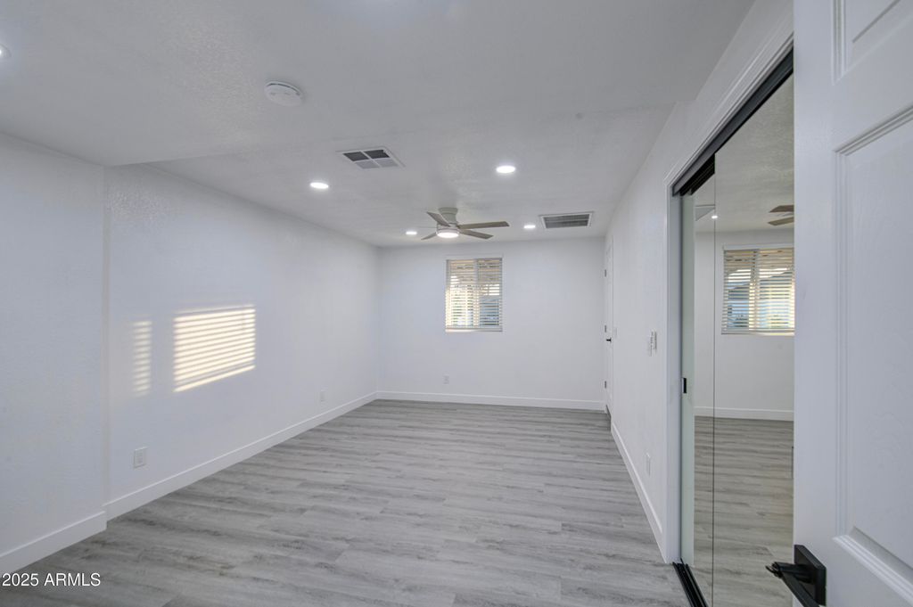 Image 20 of property listing at 314 W Monterosa Street, Phoenix, AZ 85013