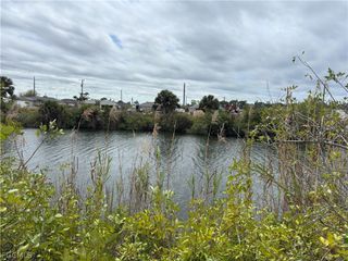 2320 NW 25th TER, Cape Coral, FL 33993