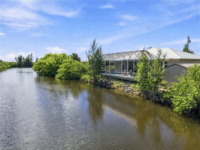 3400 Coquina LN, St. James City, FL 33956