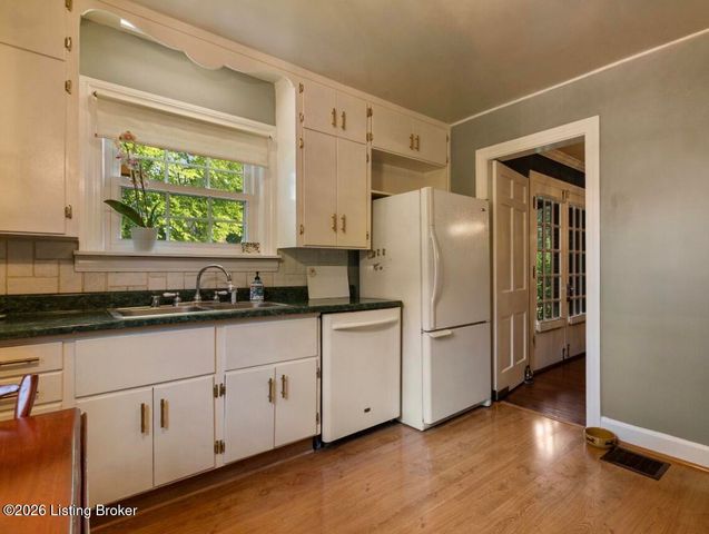 4224 Churchill Rd, Louisville, KY 40207
