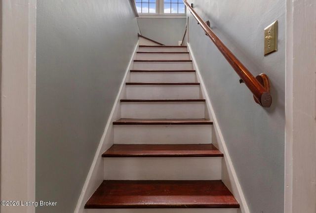 4224 Churchill Rd, Louisville, KY 40207