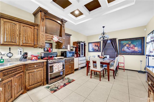 814 W 2nd Street, Mission, TX 78572