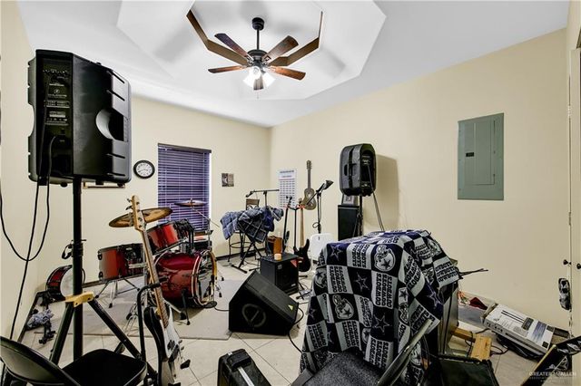 814 W 2nd Street, Mission, TX 78572