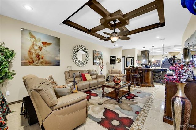 814 W 2nd Street, Mission, TX 78572