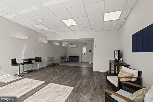 112 N BROADWAY, Gloucester City, NJ 08030