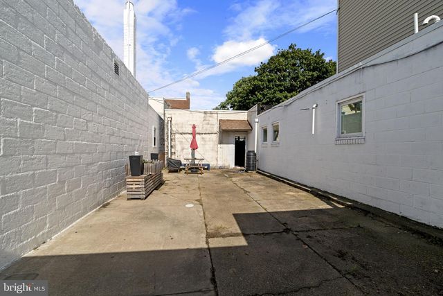 112 N BROADWAY, Gloucester City, NJ 08030