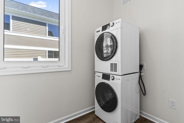 719 60TH PL, Capitol Heights, MD 20743