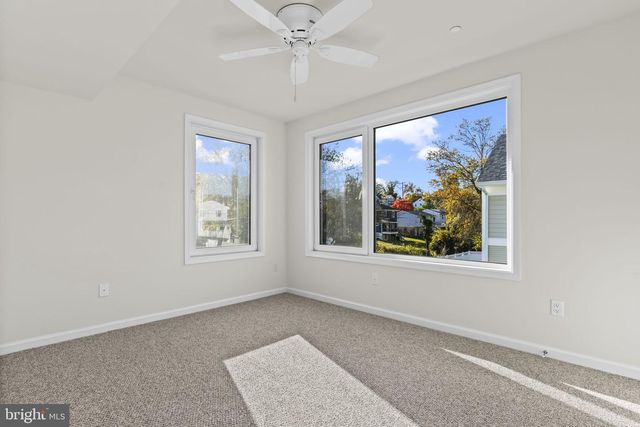 719 60TH PL, Capitol Heights, MD 20743