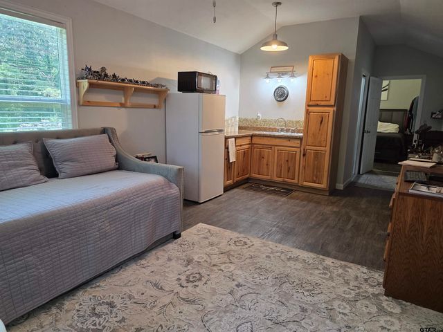 6170 N Hwy 271, Mount Pleasant, TX 75455