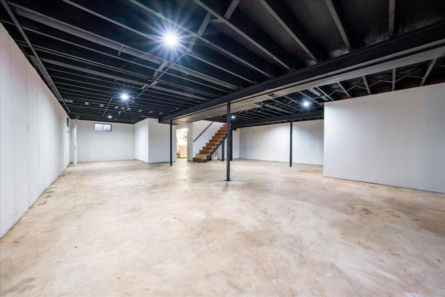 9802 W Oak Forest Drive, Beach Park, IL 60099