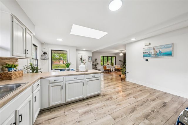 9802 W Oak Forest Drive, Beach Park, IL 60099