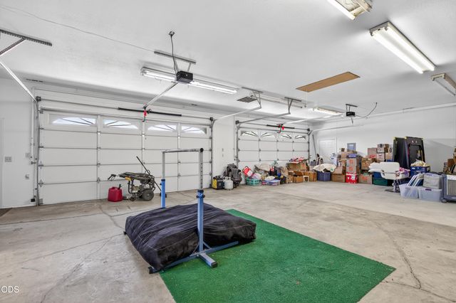 1397 Larson Creek Drive, Medford, OR 97504
