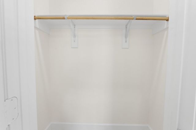 107 County Road 3372, Cleveland, TX 77327