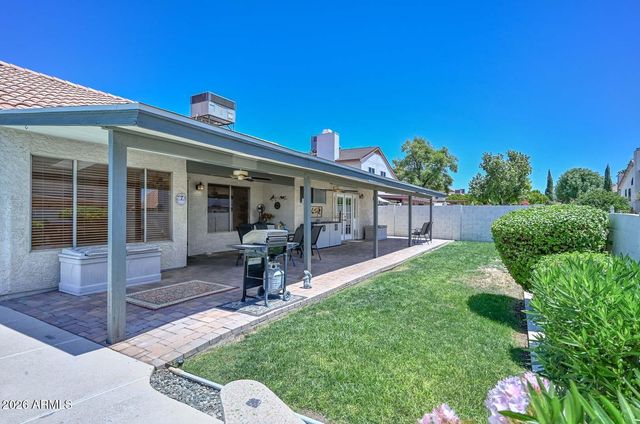 7637 W DREYFUS Drive, Peoria, AZ 85381
