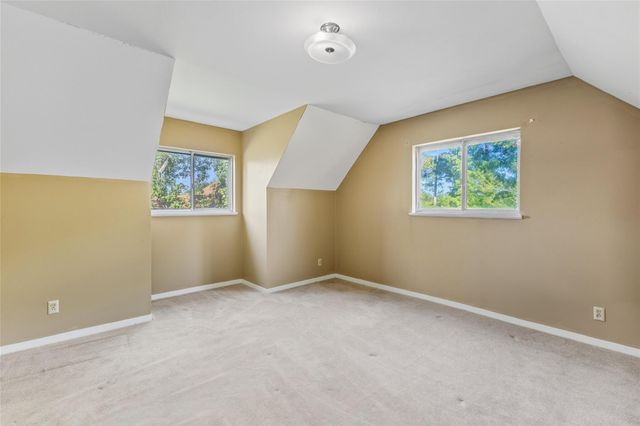 3703 Mcknight Rd, Bridge City, TX 77611